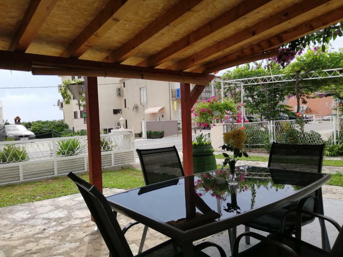 Apartman Marta Podstrana Buitenkant foto